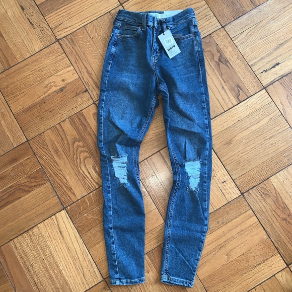 TOPSHOP “JAMIE” RIPPED SKINNY JEANS - Picture 1 of 4